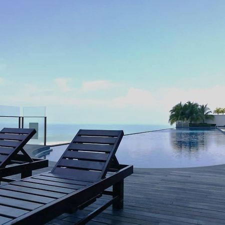 Silverscape Seaview Residence Melaka Eksteriør billede
