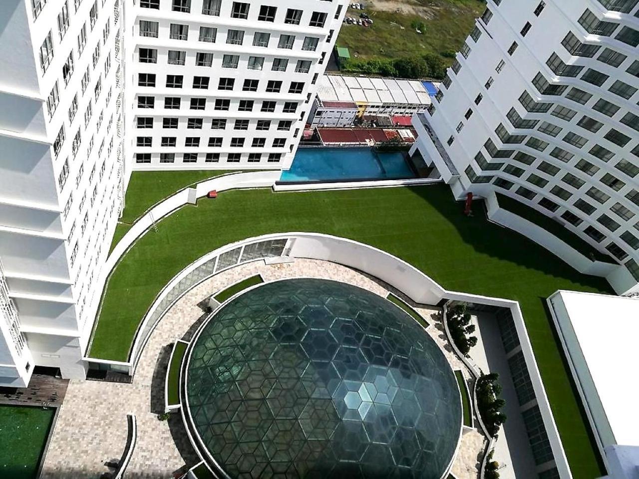 Silverscape Seaview Residence Melaka Eksteriør billede