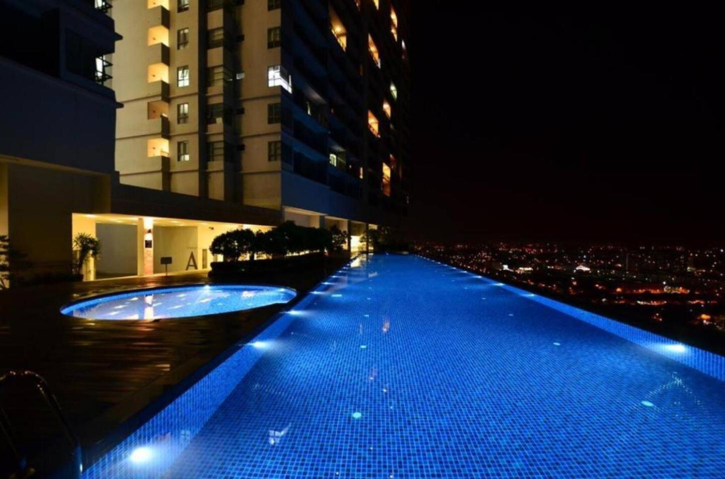 Silverscape Seaview Residence Melaka Eksteriør billede
