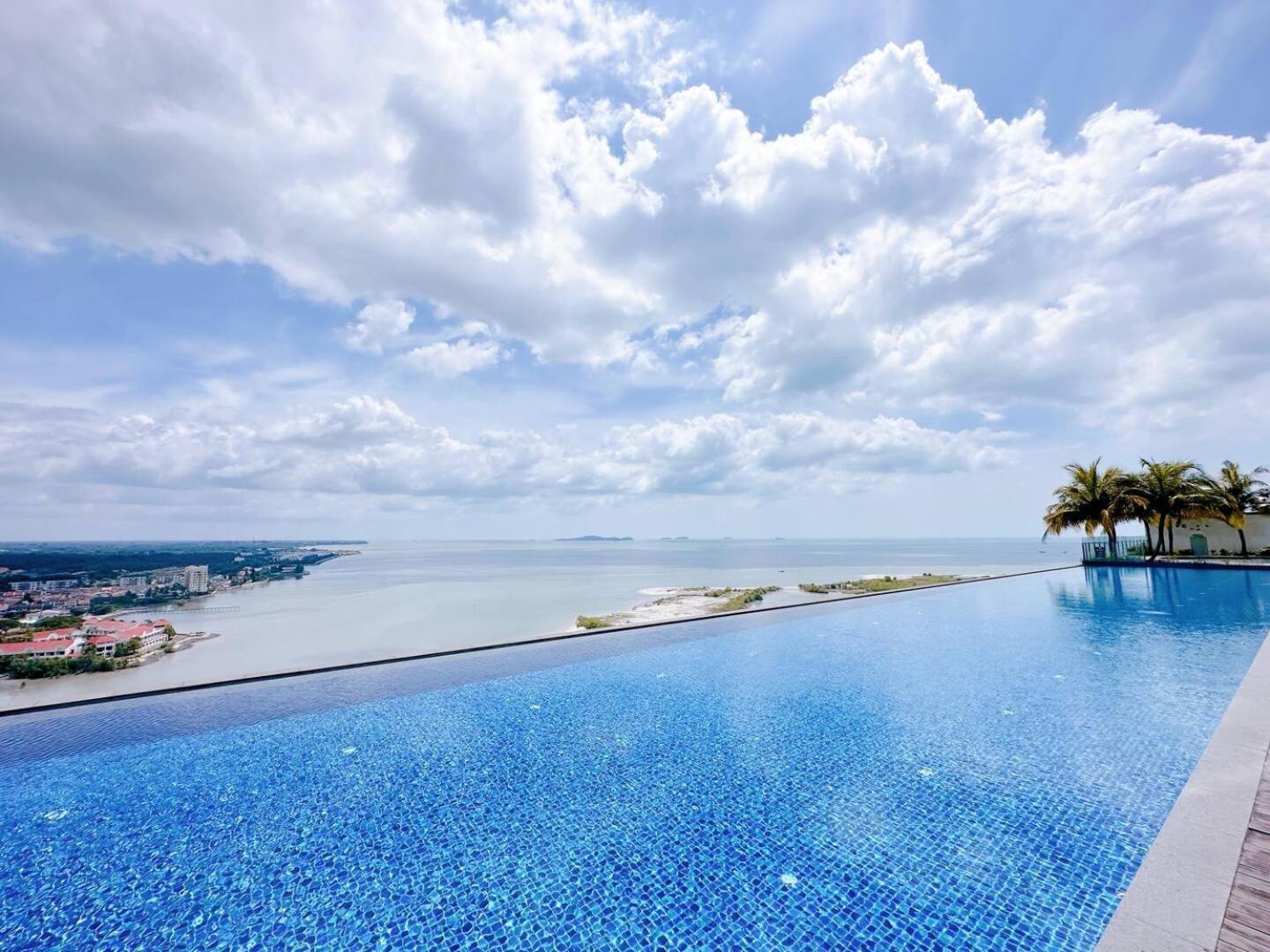 Silverscape Seaview Residence Melaka Eksteriør billede